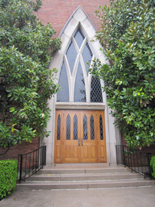 Main Street doors to Trinity Methodist Church